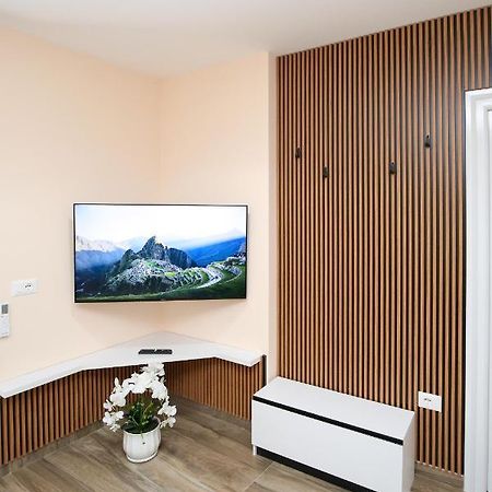 Queen Apartmets Vlorë Exterior foto