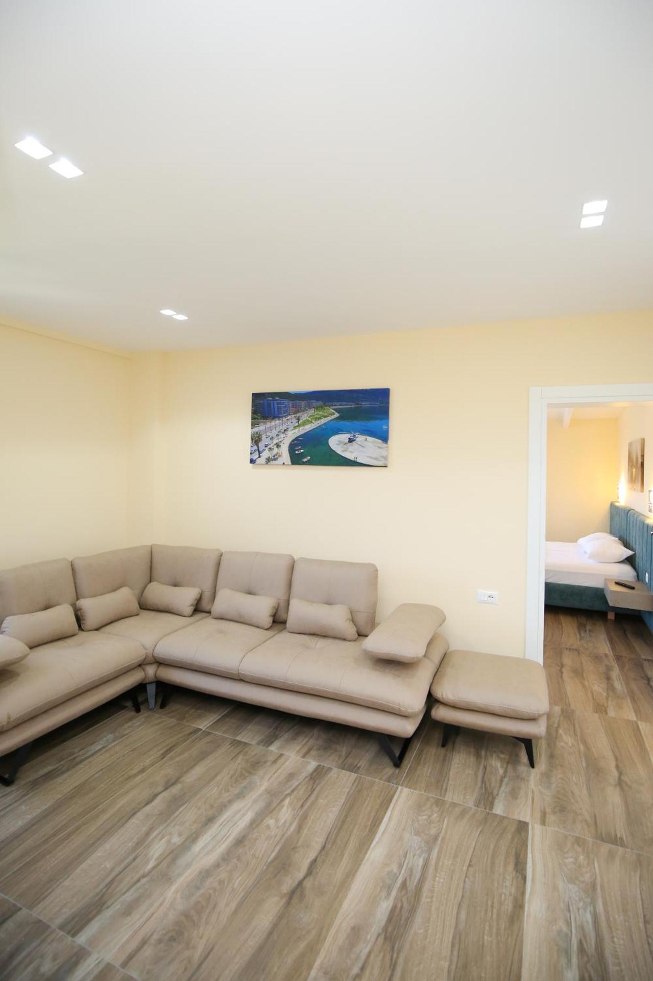 Queen Apartmets Vlorë Zimmer foto