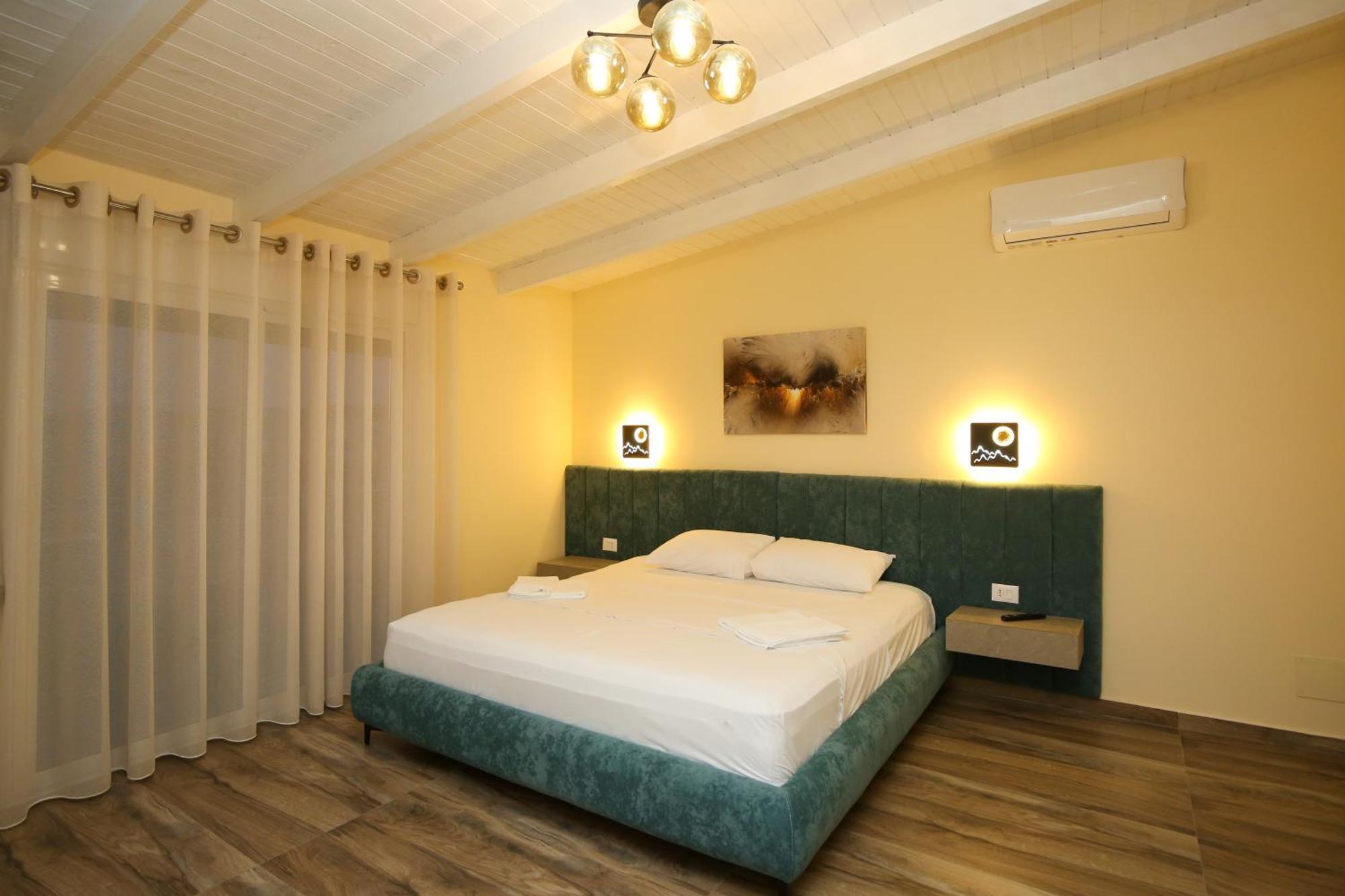 Queen Apartmets Vlorë Zimmer foto